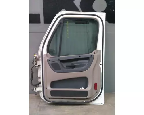 FREIGHTLINER CASCADIA 2008-2018 DOOR ASSEMBLY, FRONT