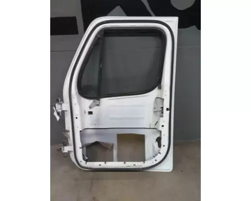 FREIGHTLINER CASCADIA 2008-2018 DOOR ASSEMBLY, FRONT