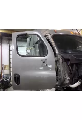 FREIGHTLINER CASCADIA 2008-2018 DOOR ASSEMBLY, FRONT