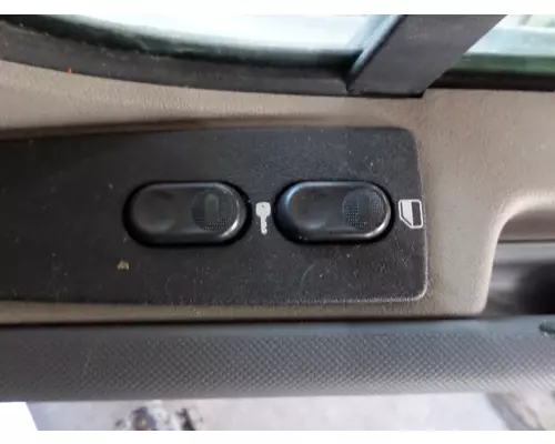 FREIGHTLINER CASCADIA 2008-2018 DOOR ASSEMBLY, FRONT