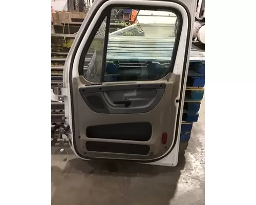 FREIGHTLINER CASCADIA 2008-2018 DOOR ASSEMBLY, FRONT