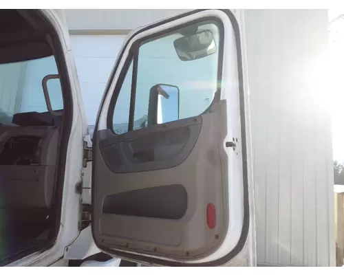 FREIGHTLINER CASCADIA 2008-2018 DOOR ASSEMBLY, FRONT