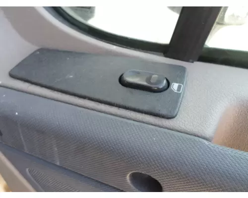 FREIGHTLINER CASCADIA 2008-2018 DOOR ASSEMBLY, FRONT