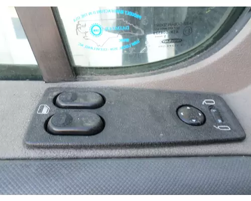 FREIGHTLINER CASCADIA 2008-2018 DOOR ASSEMBLY, FRONT