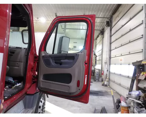 FREIGHTLINER CASCADIA 2008-2018 DOOR ASSEMBLY, FRONT