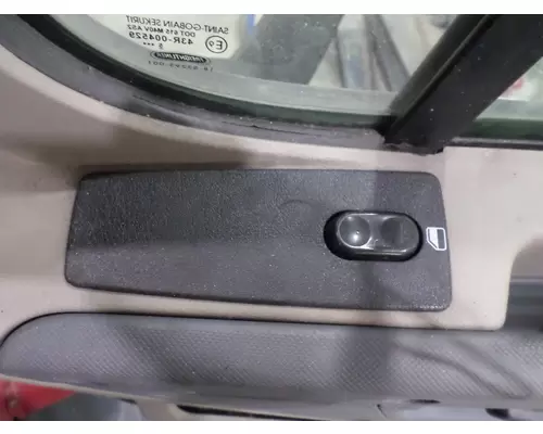 FREIGHTLINER CASCADIA 2008-2018 DOOR ASSEMBLY, FRONT