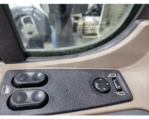 FREIGHTLINER CASCADIA 2008-2018 DOOR ASSEMBLY, FRONT
