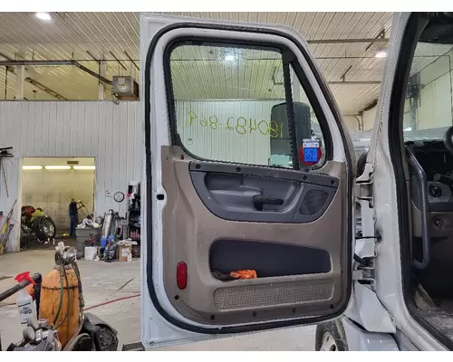 FREIGHTLINER CASCADIA 2008-2018 DOOR ASSEMBLY, FRONT