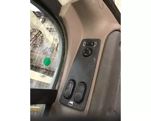 FREIGHTLINER CASCADIA 2008-2018 DOOR ASSEMBLY, FRONT