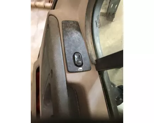 FREIGHTLINER CASCADIA 2008-2018 DOOR ASSEMBLY, FRONT