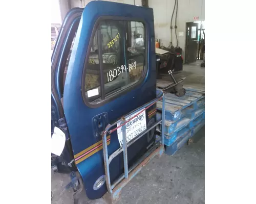 FREIGHTLINER CASCADIA 2008-2018 DOOR ASSEMBLY, FRONT