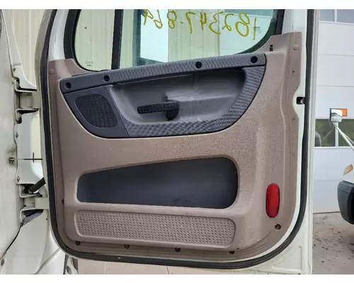 FREIGHTLINER CASCADIA 2008-2018 DOOR ASSEMBLY, FRONT