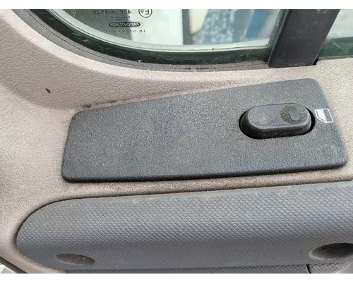 FREIGHTLINER CASCADIA 2008-2018 DOOR ASSEMBLY, FRONT
