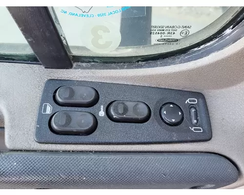 FREIGHTLINER CASCADIA 2008-2018 DOOR ASSEMBLY, FRONT