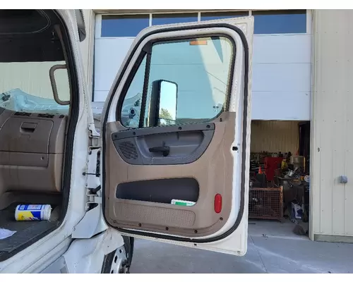 FREIGHTLINER CASCADIA 2008-2018 DOOR ASSEMBLY, FRONT