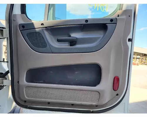 FREIGHTLINER CASCADIA 2008-2018 DOOR ASSEMBLY, FRONT