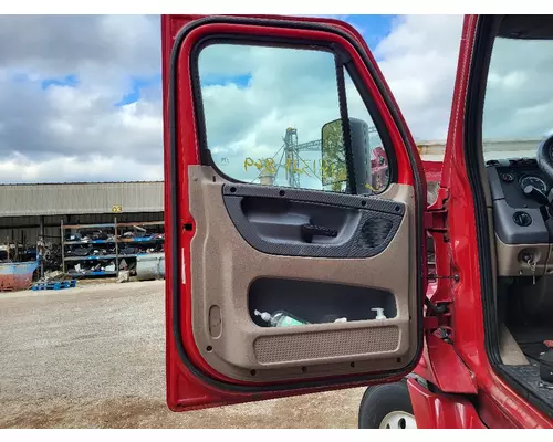 FREIGHTLINER CASCADIA 2008-2018 DOOR ASSEMBLY, FRONT