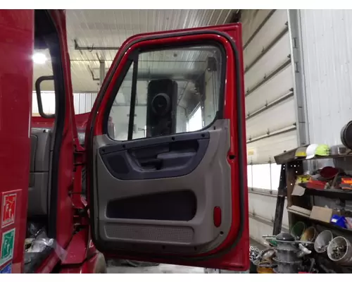 FREIGHTLINER CASCADIA 2008-2018 DOOR ASSEMBLY, FRONT