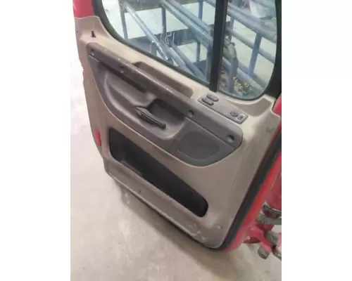 FREIGHTLINER CASCADIA 2008-2018 DOOR ASSEMBLY, FRONT