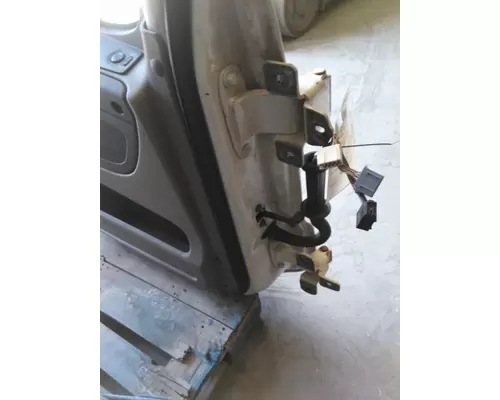 FREIGHTLINER CASCADIA 2008-2018 DOOR ASSEMBLY, FRONT