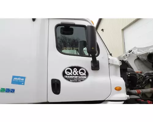 FREIGHTLINER CASCADIA 2008-2018 DOOR ASSEMBLY, FRONT