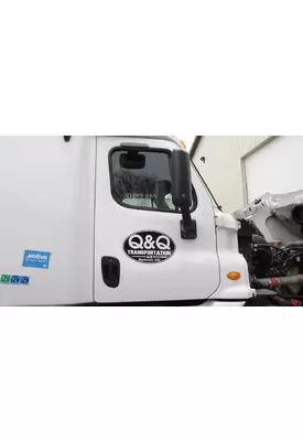 FREIGHTLINER CASCADIA 2008-2018 DOOR ASSEMBLY, FRONT