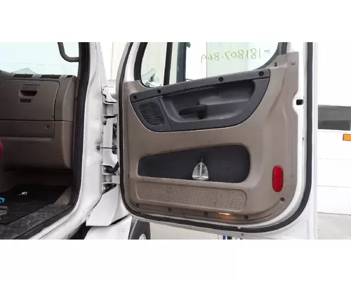 FREIGHTLINER CASCADIA 2008-2018 DOOR ASSEMBLY, FRONT