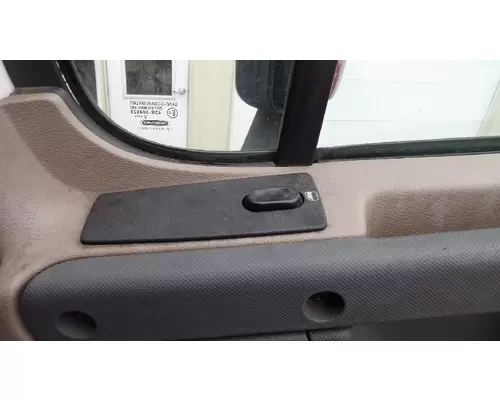 FREIGHTLINER CASCADIA 2008-2018 DOOR ASSEMBLY, FRONT