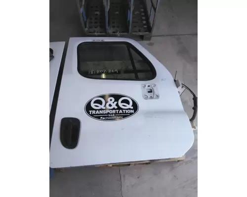 FREIGHTLINER CASCADIA 2008-2018 DOOR ASSEMBLY, FRONT