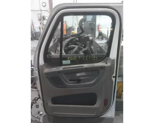 FREIGHTLINER CASCADIA 2008-2018 DOOR ASSEMBLY, FRONT