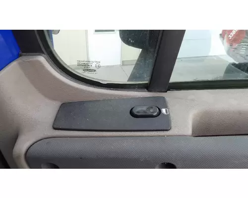 FREIGHTLINER CASCADIA 2008-2018 DOOR ASSEMBLY, FRONT