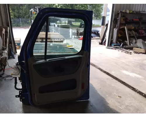 FREIGHTLINER CASCADIA 2008-2018 DOOR ASSEMBLY, FRONT