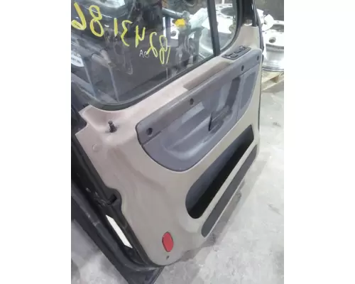 FREIGHTLINER CASCADIA 2008-2018 DOOR ASSEMBLY, FRONT