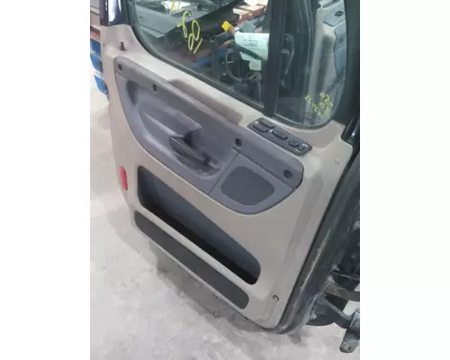 FREIGHTLINER CASCADIA 2008-2018 DOOR ASSEMBLY, FRONT