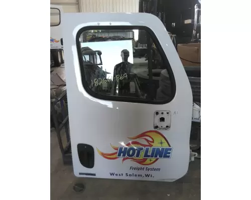 FREIGHTLINER CASCADIA 2008-2018 DOOR ASSEMBLY, FRONT