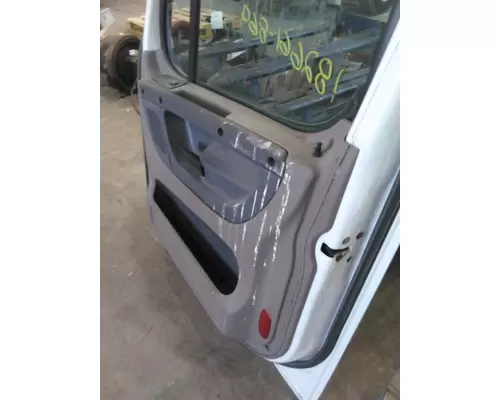 FREIGHTLINER CASCADIA 2008-2018 DOOR ASSEMBLY, FRONT