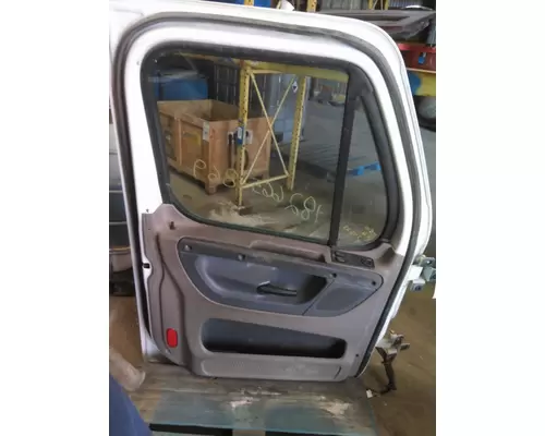 FREIGHTLINER CASCADIA 2008-2018 DOOR ASSEMBLY, FRONT