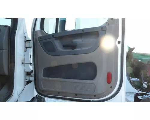 FREIGHTLINER CASCADIA 2008-2018 DOOR ASSEMBLY, FRONT