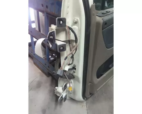 FREIGHTLINER CASCADIA 2008-2018 DOOR ASSEMBLY, FRONT