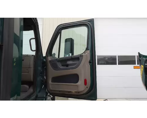 FREIGHTLINER CASCADIA 2008-2018 DOOR ASSEMBLY, FRONT