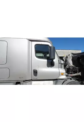 FREIGHTLINER CASCADIA 2008-2018 DOOR ASSEMBLY, FRONT