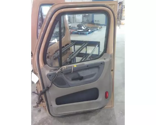 FREIGHTLINER CASCADIA 2008-2018 DOOR ASSEMBLY, FRONT