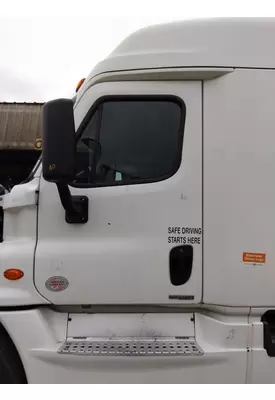 FREIGHTLINER CASCADIA 2008-2018 DOOR ASSEMBLY, FRONT