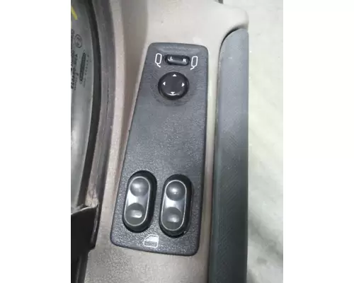 FREIGHTLINER CASCADIA 2008-2018 DOOR ASSEMBLY, FRONT