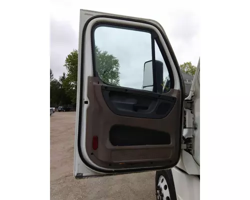 FREIGHTLINER CASCADIA 2008-2018 DOOR ASSEMBLY, FRONT
