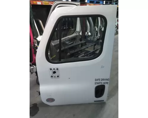 FREIGHTLINER CASCADIA 2008-2018 DOOR ASSEMBLY, FRONT