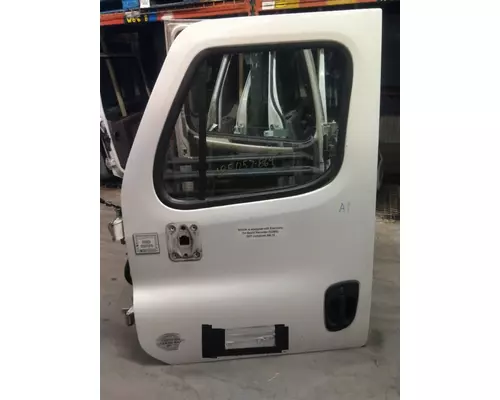 FREIGHTLINER CASCADIA 2008-2018 DOOR ASSEMBLY, FRONT