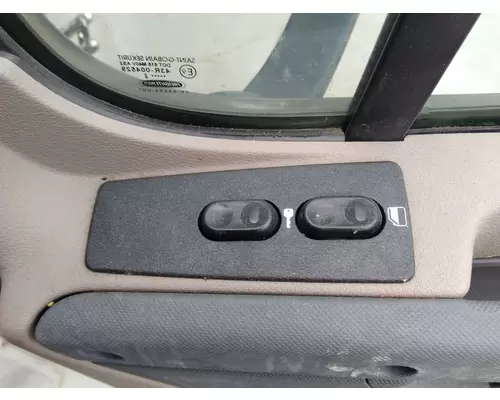 FREIGHTLINER CASCADIA 2008-2018 DOOR ASSEMBLY, FRONT