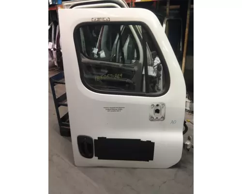 FREIGHTLINER CASCADIA 2008-2018 DOOR ASSEMBLY, FRONT