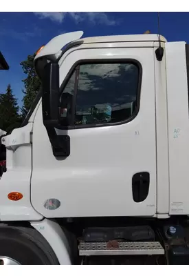 FREIGHTLINER CASCADIA 2008-2018 DOOR ASSEMBLY, FRONT